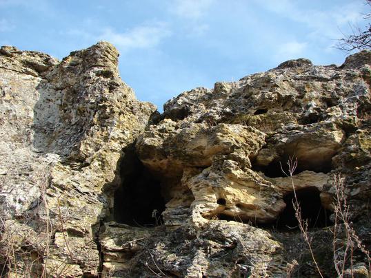 Пещерный горизонт на окраине Найдёновки.