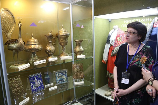 Ирина Назарова рассказывает о персидской коллекции музея.