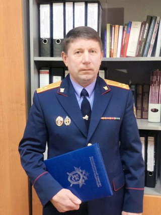 Следователь краевого управления СКР полковник юстиции  Сергей Рыбников.