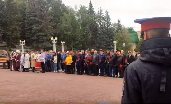 Памятный митинг на Комсомольской горке. Скриншот из видео в Телеграм