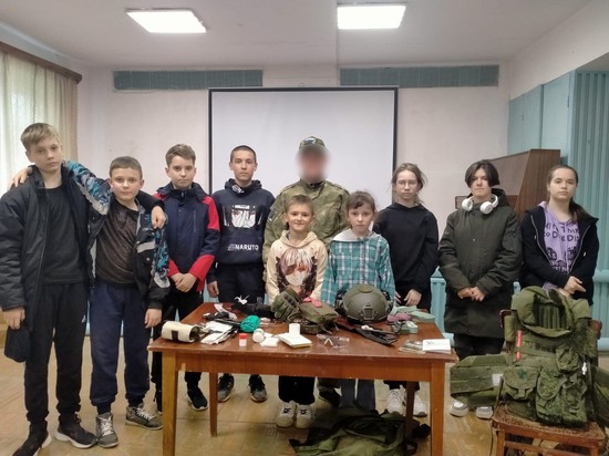 Встреча казака со школьниками. Миннац Ставропольского края